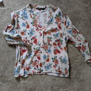 Zara quarter length sleeve V neck blouse